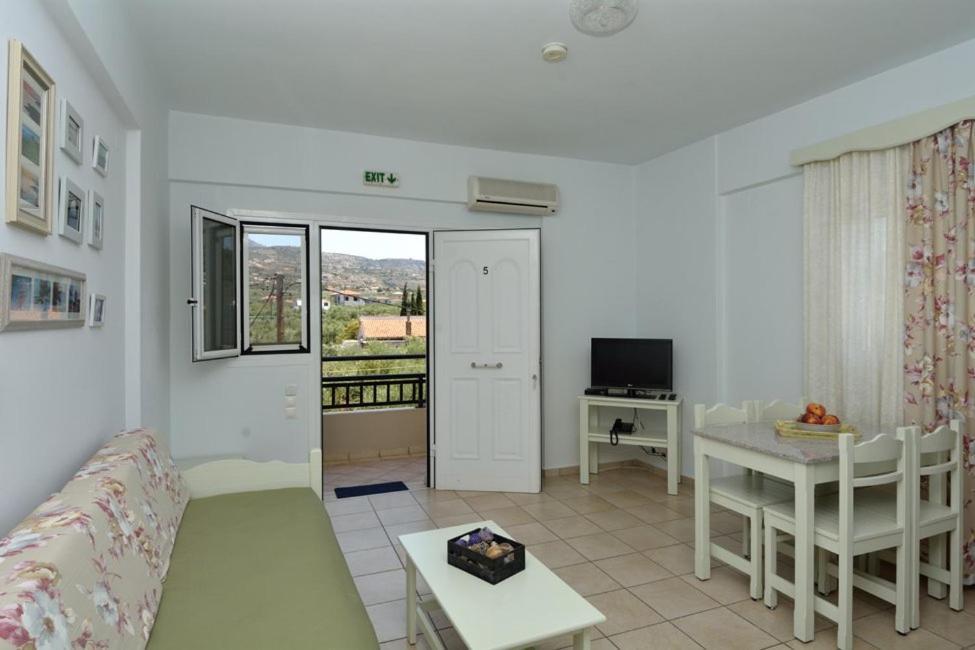 Bonos Apartments Stoúpa Zewnętrze zdjęcie